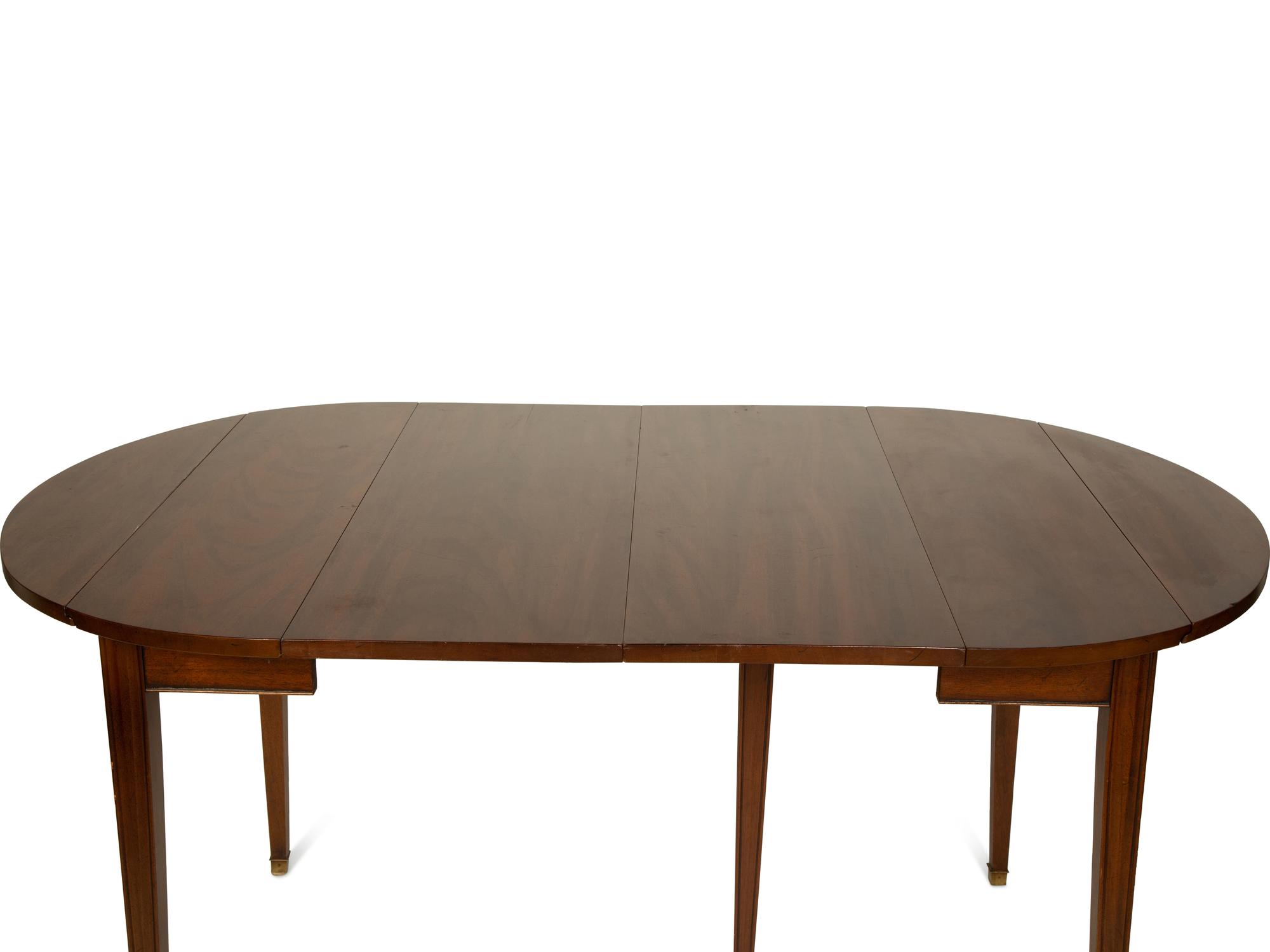 A Federal Style Mahogany Dining Table