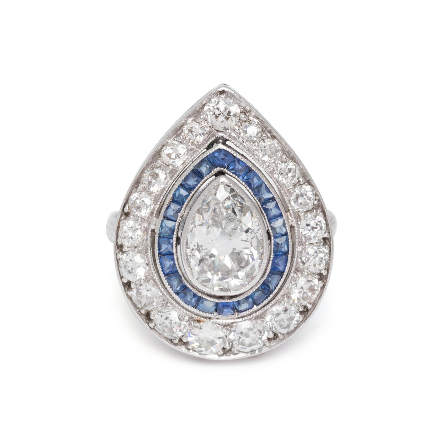 DIAMOND AND SAPPHIRE RING