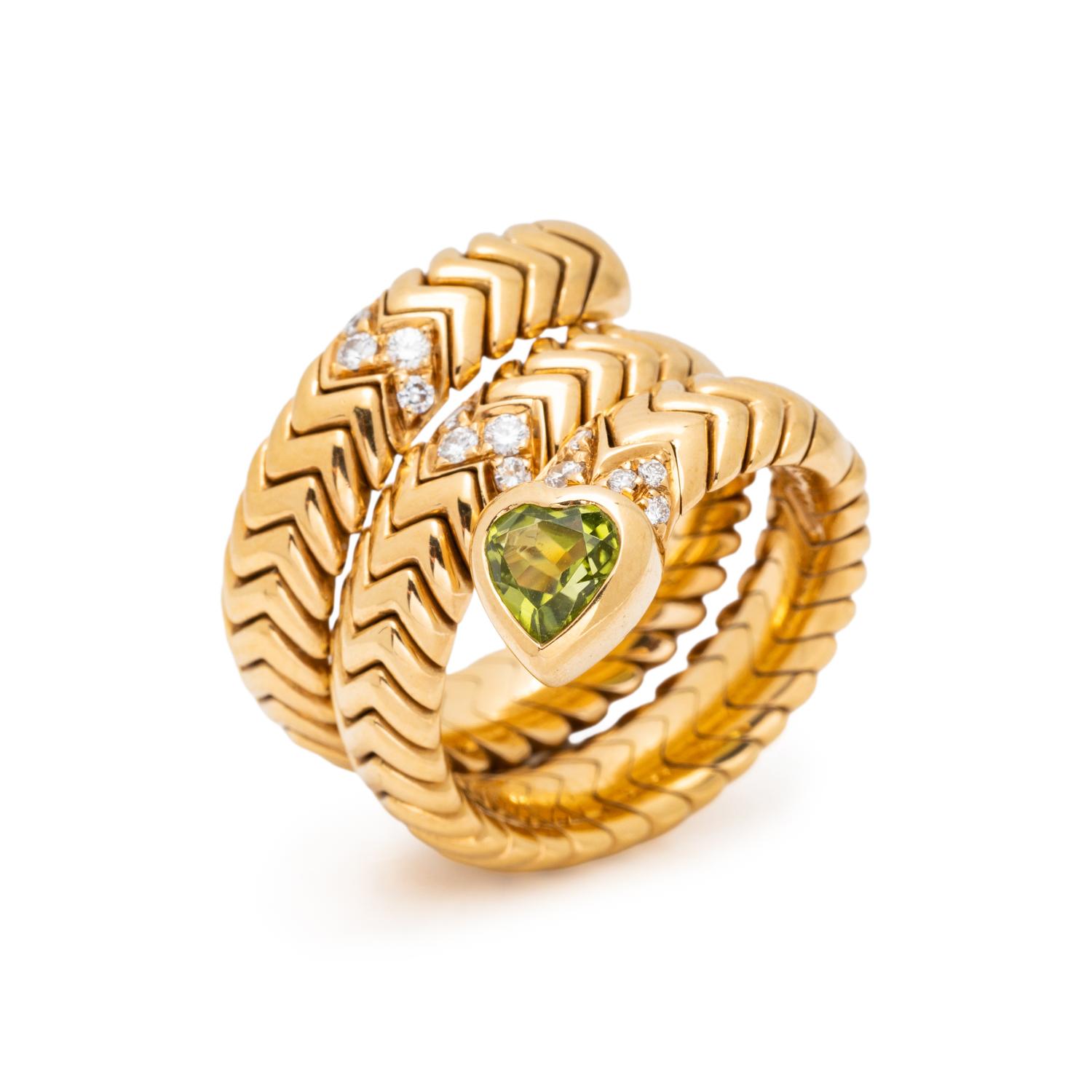 BULGARI, YELLOW GOLD, DIAMOND, AND PERIDOT 'SPIGA' RING
