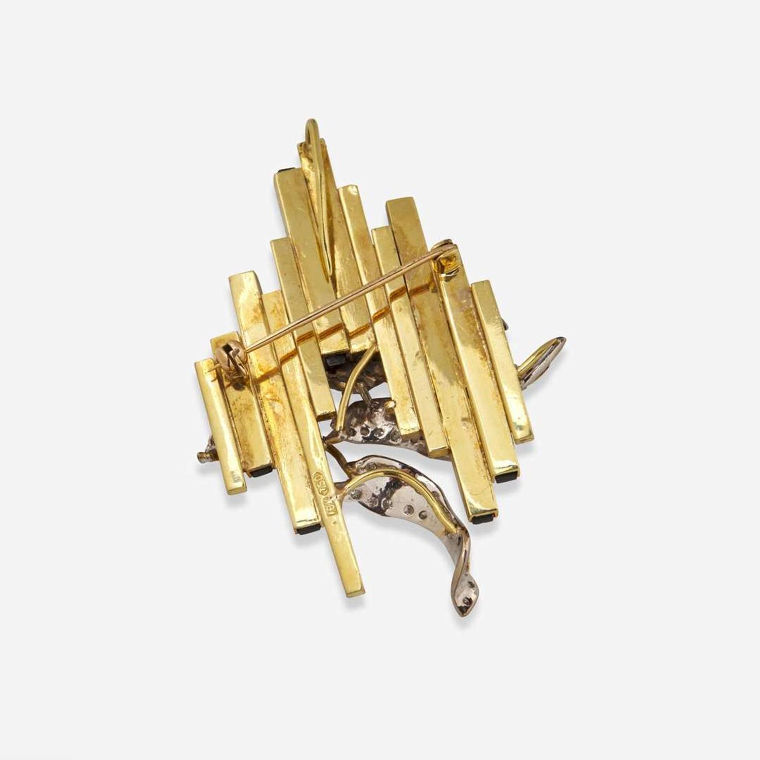 An 18K Yellow Gold, Diamond, and Enamel Brooch