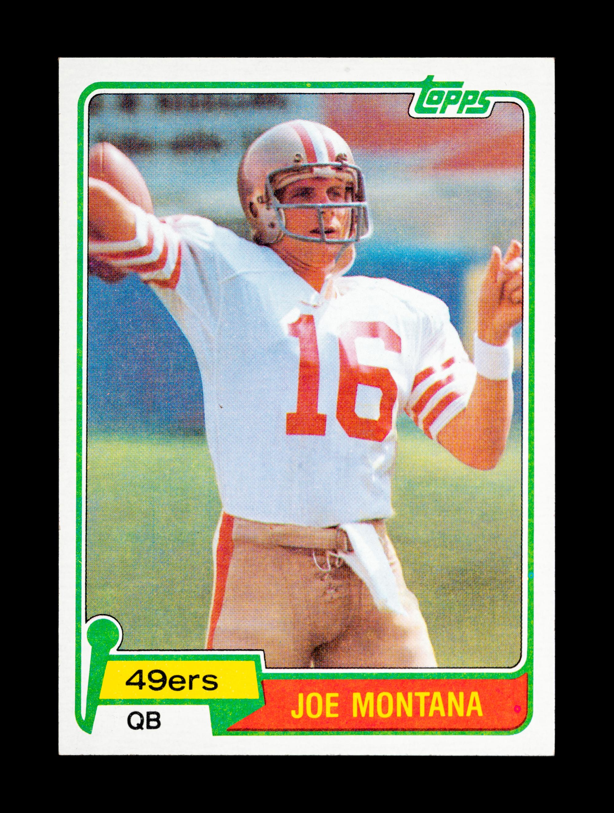 A 1981 Topps Joe Montana Rookie Football Card No. 216,