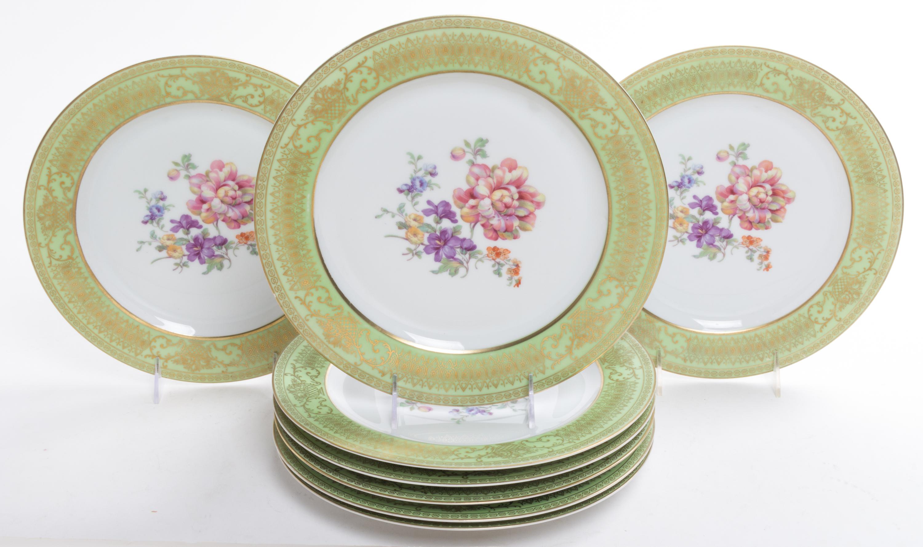 Eight Tirschenreuth Porcelain Dinner Plates Diameter 10 7/8 inches.