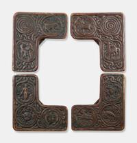 Fifteen-Piece Zodiac Desk Set