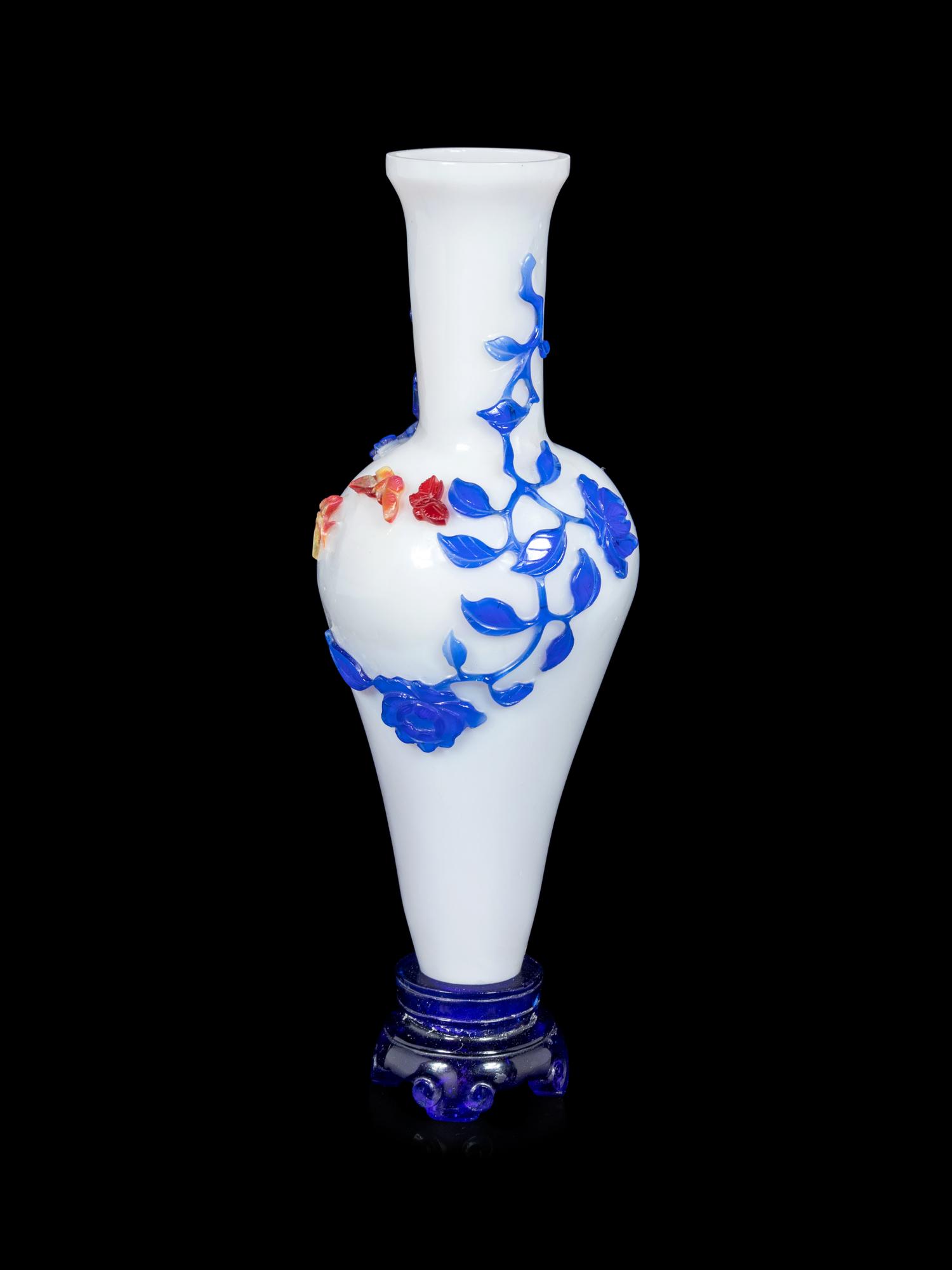 An Unusual Chinese Red, Blue, and Yellow Overlay Semi-Opaque White Glass Amphora Vase and Stand