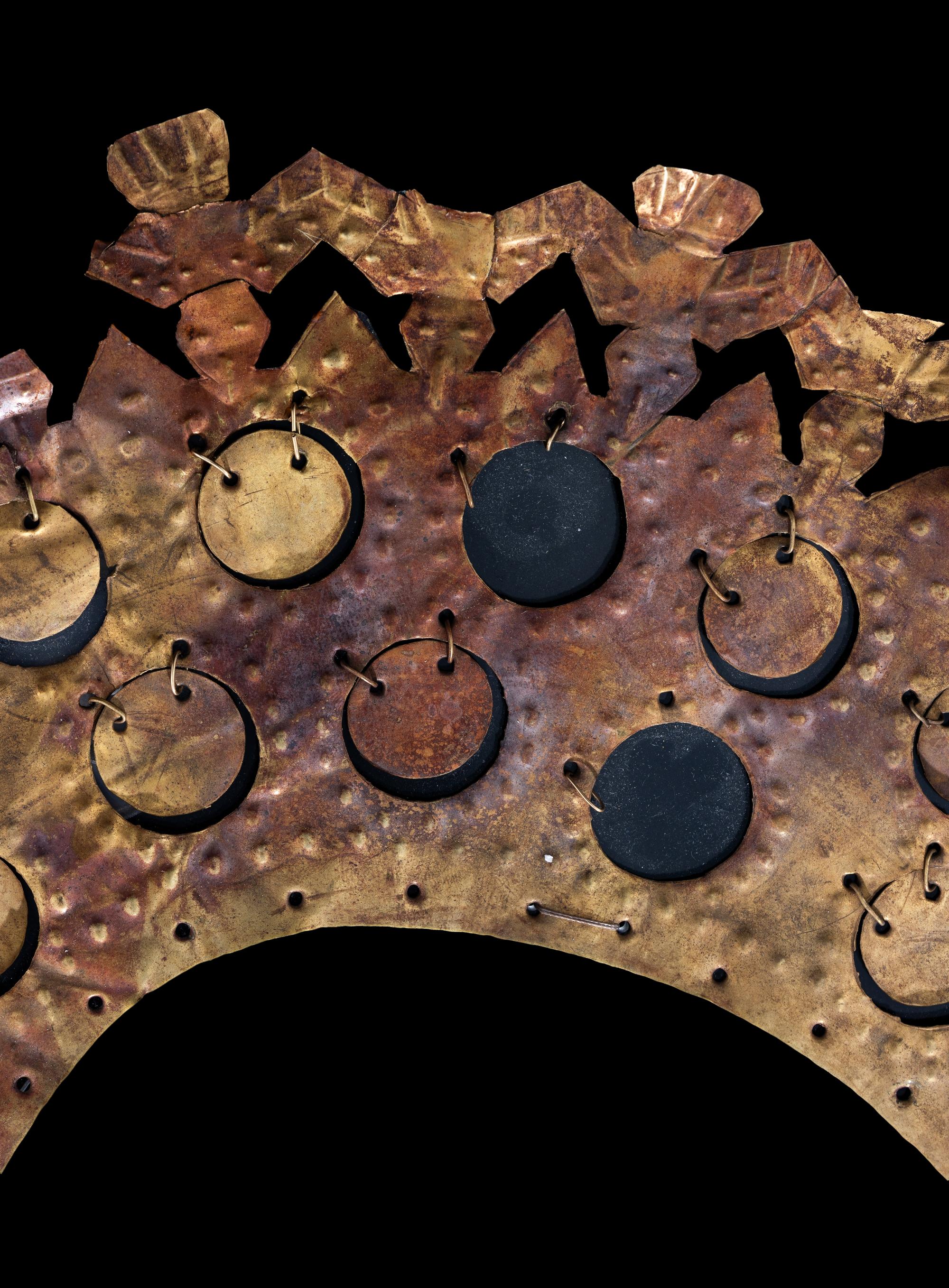 A Sican Gold Diadem