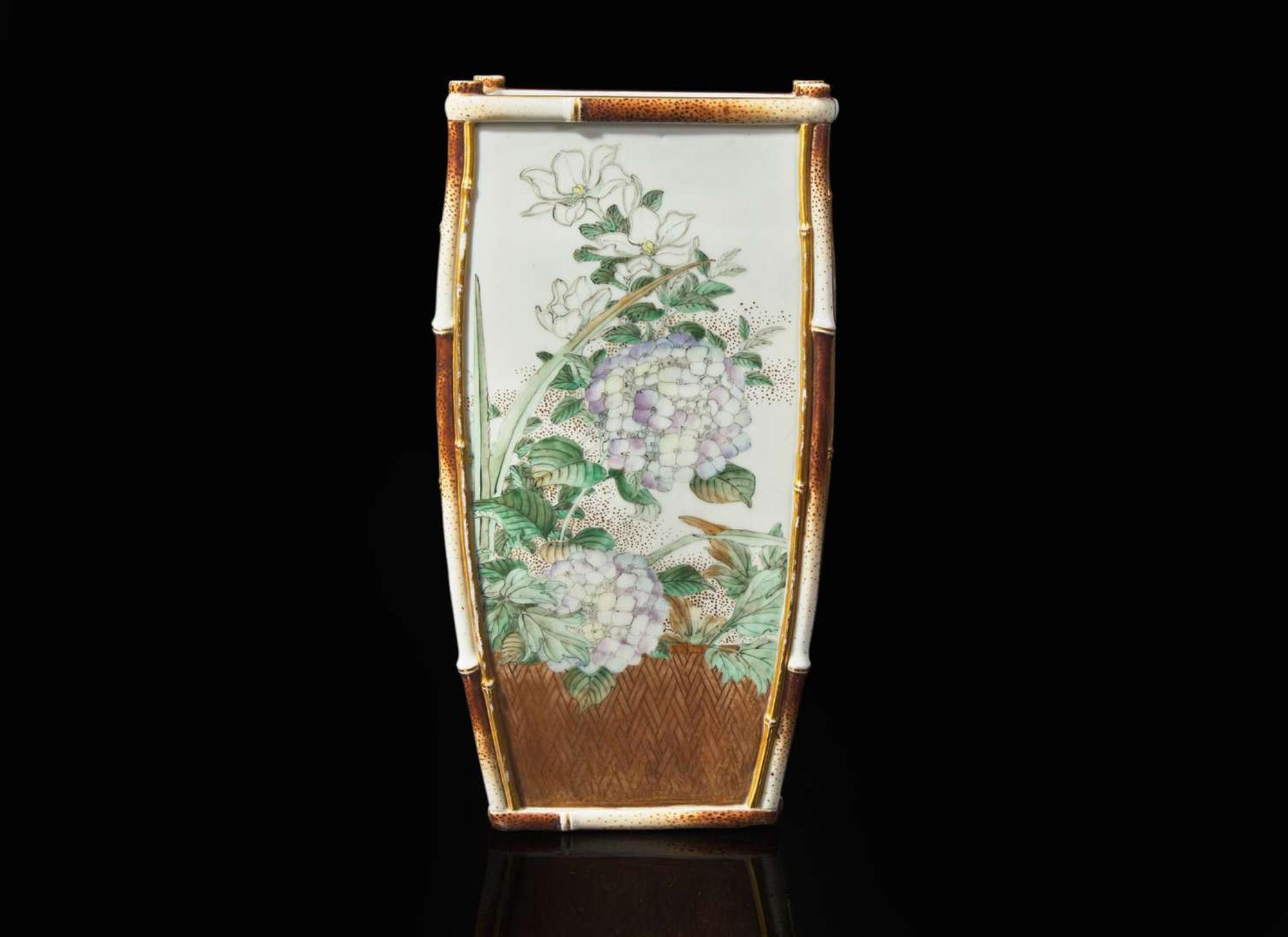 A Japanese faux-bamboo enameled porcelain vase, Kawamoto Hansuke, Meiji period 日本仿竹瓷瓶 川本半助 明治