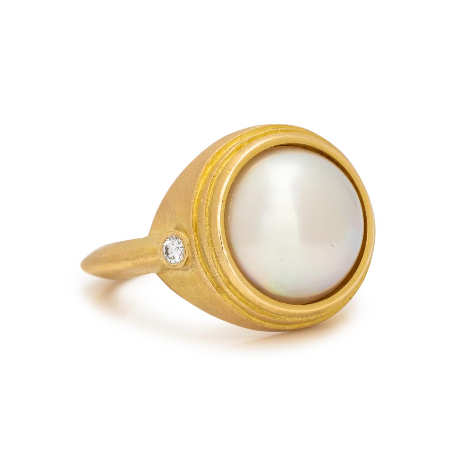 YELLOW GOLD, MABE CULTURED PEARL AND DIAMOND RING