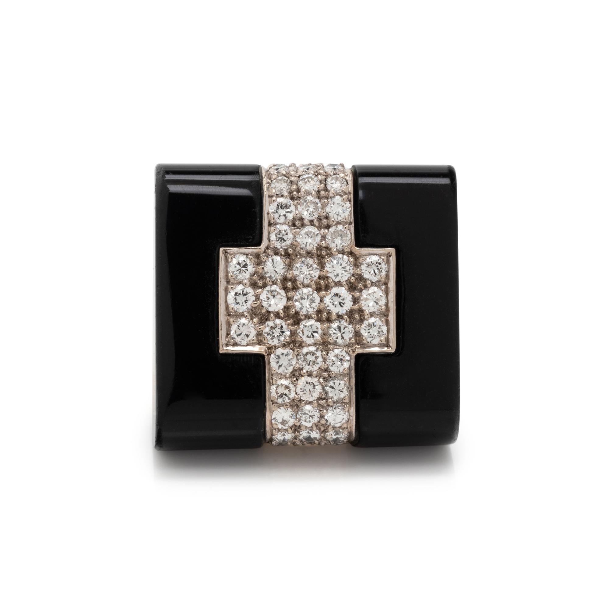 BICOLOR GOLD, ONYX AND DIAMOND RING
