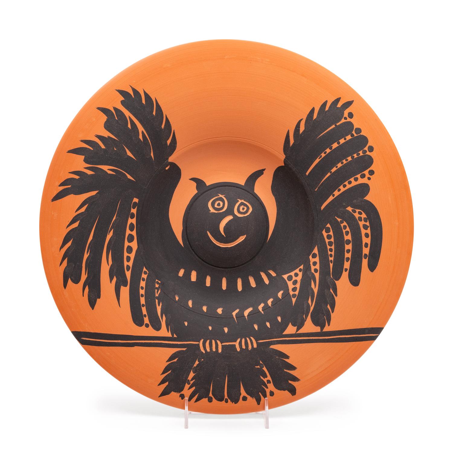Hibou aux ailes déployées (A.R. 397)