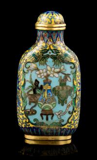 A Cloisonne Enamel Snuff Bottle Height 2 7/8 inches. — LATE 18TH/EARLY 19TH CENTURY