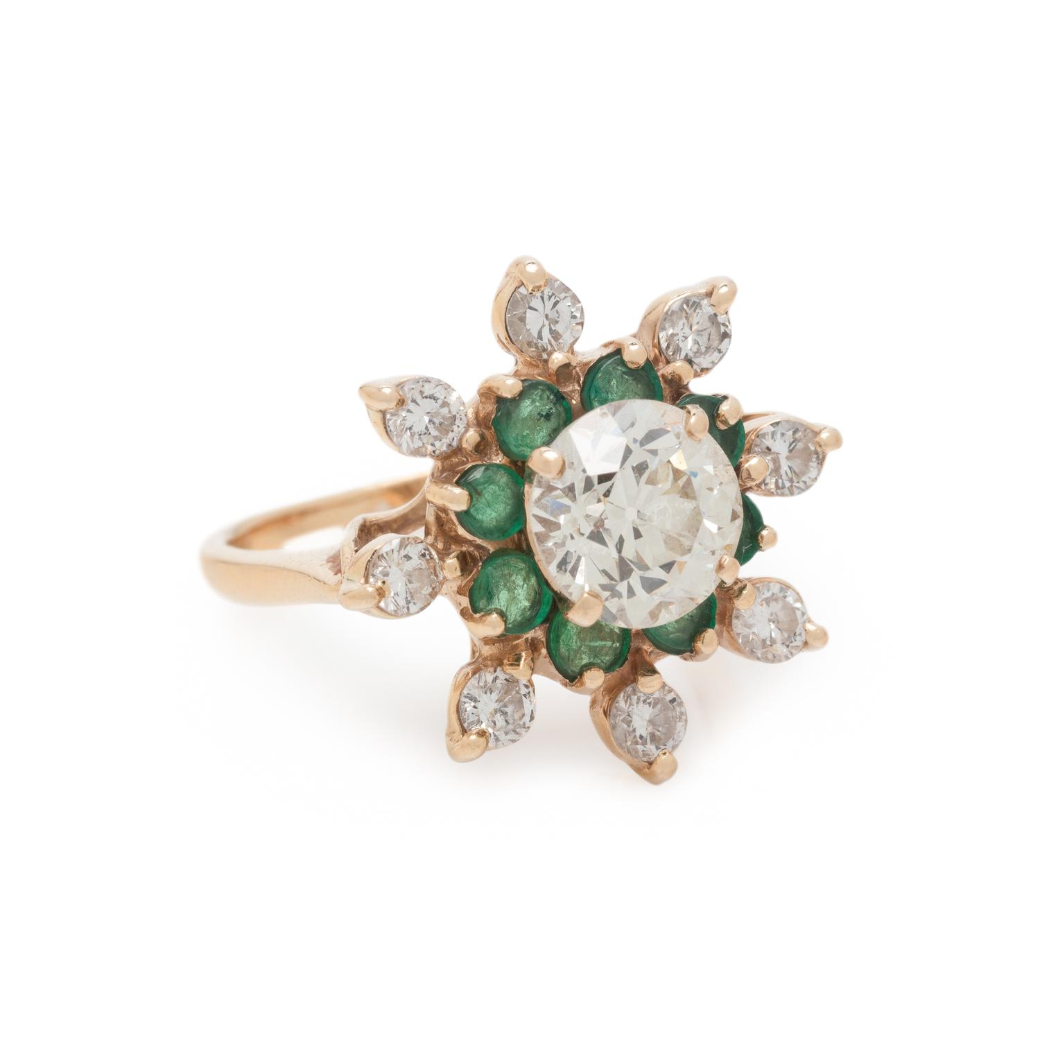 DIAMOND AND EMERALD RING