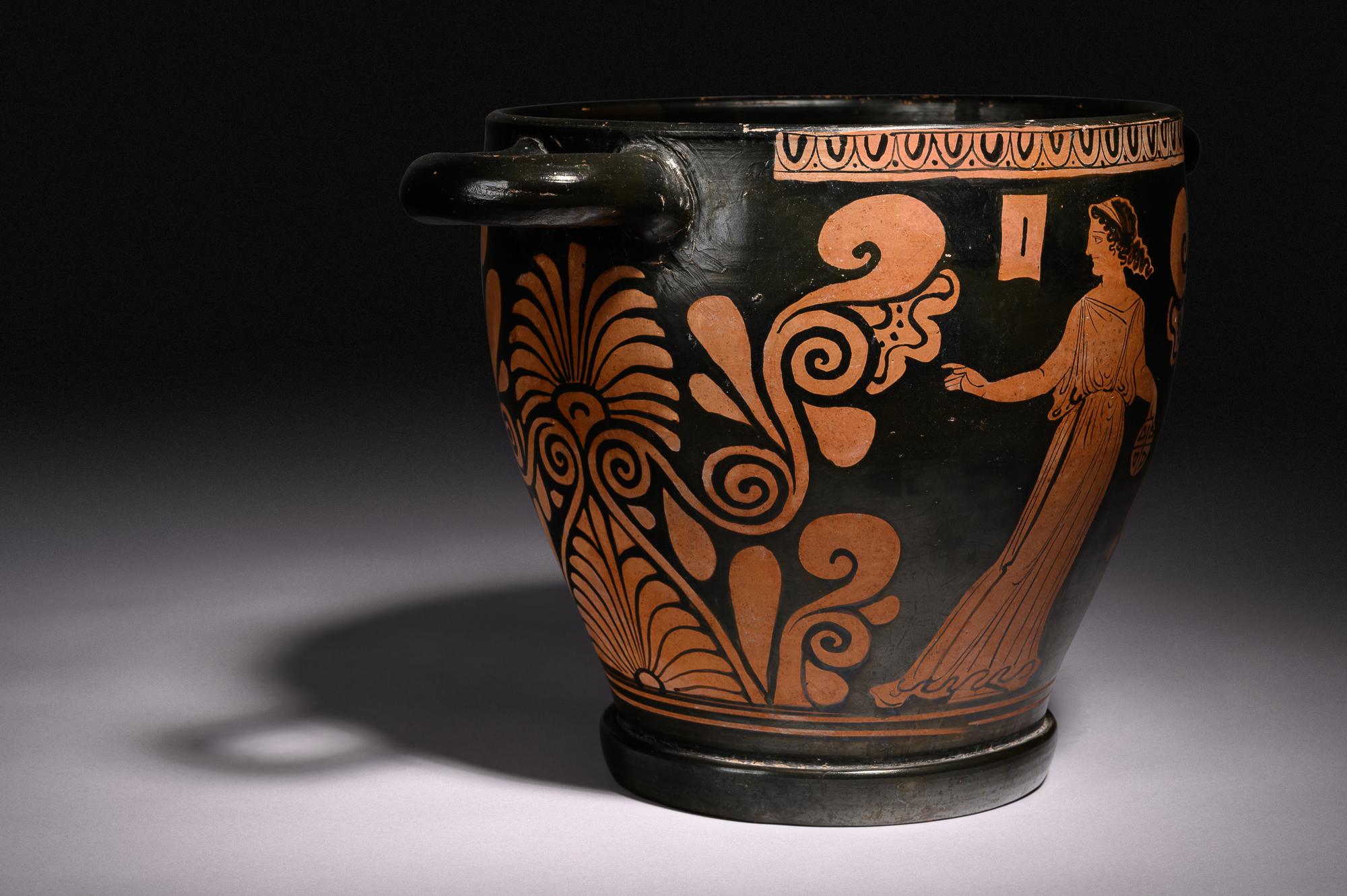 An Apulian Red-Figured Skyphos