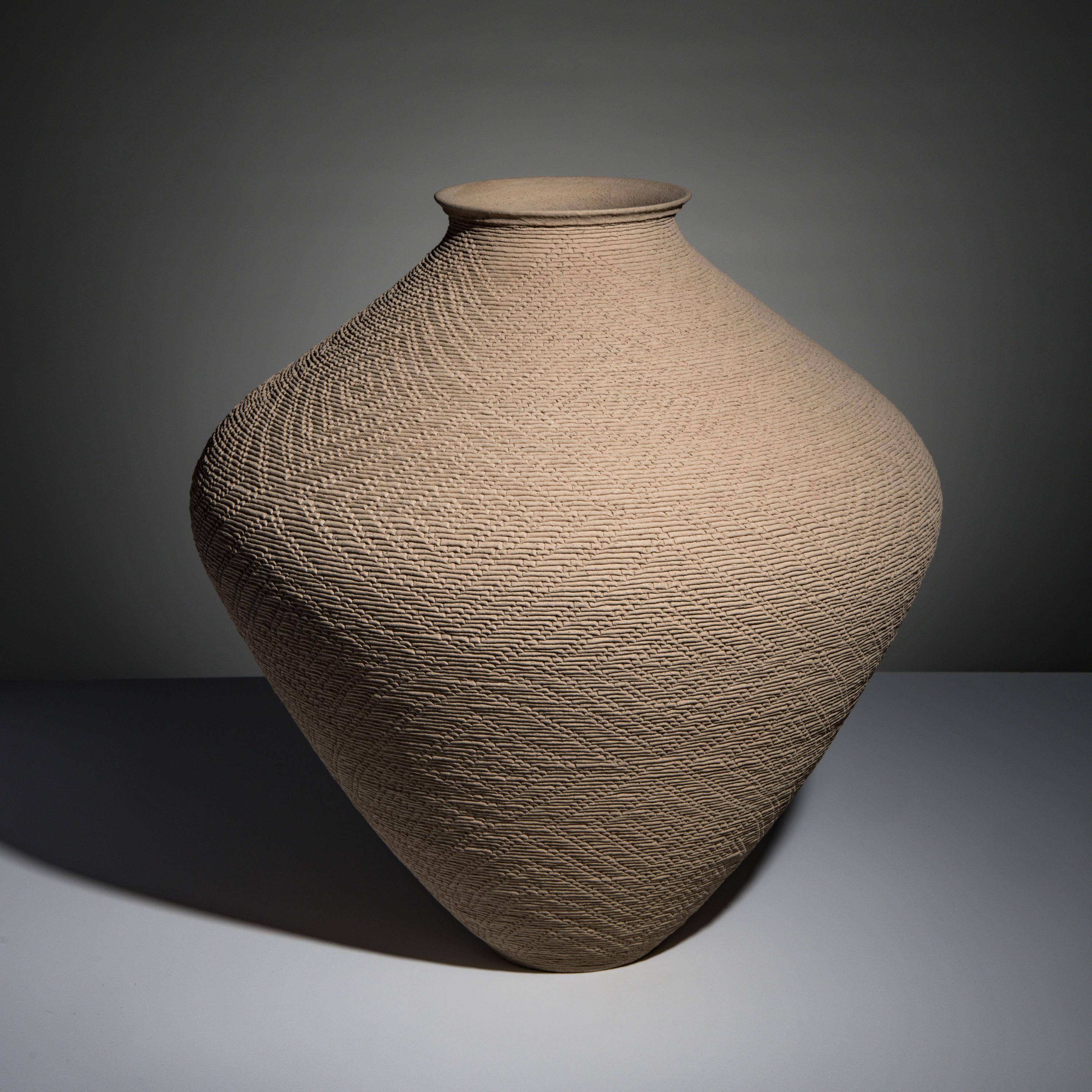 Richard Zane Smith (Wyandotte, b. 1955) — Corrugated Pottery Jar, 1986