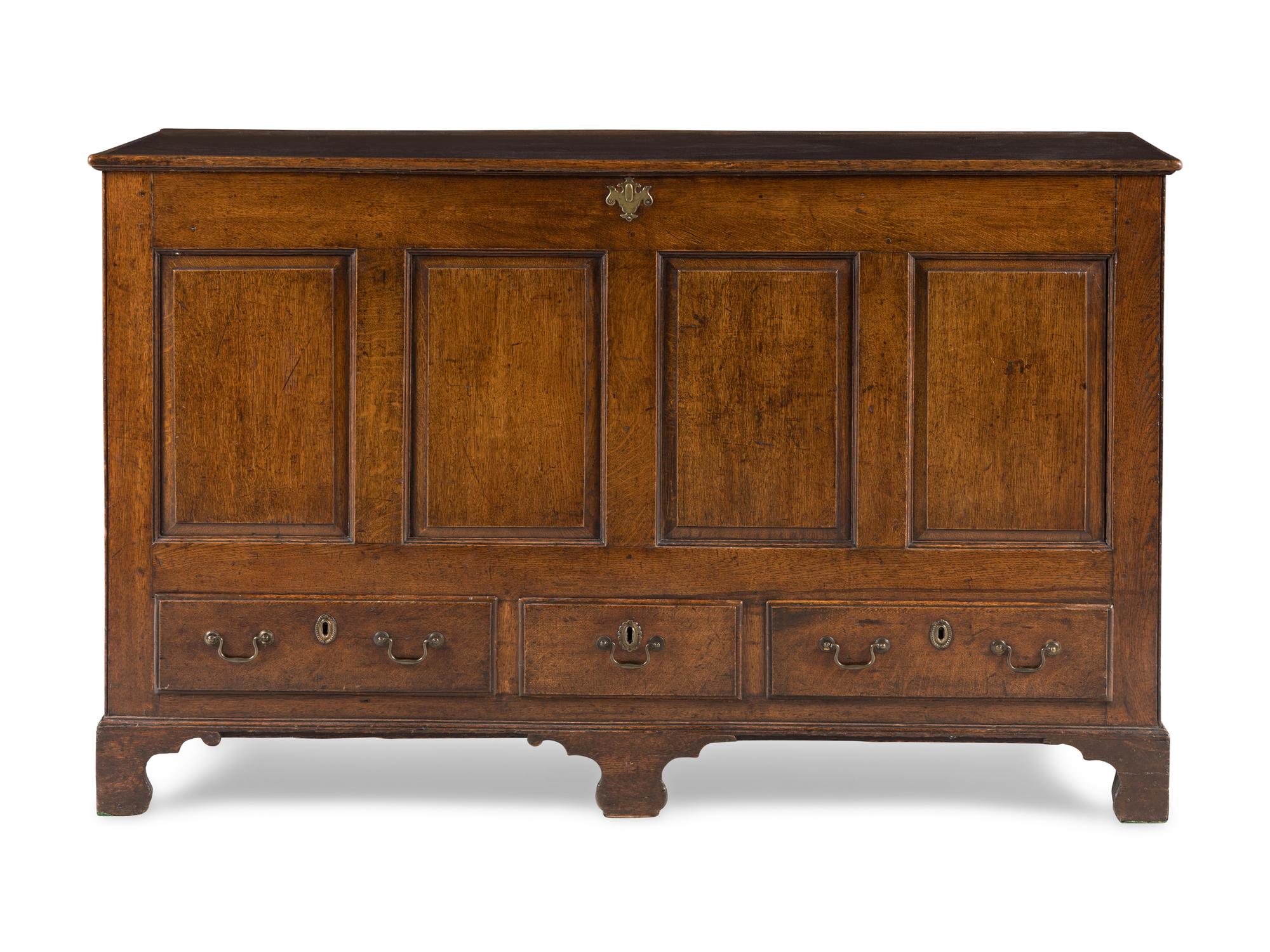 An English Oak Mule Chest
