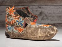 Huron Black-tanned Quilled Moccasin, Single