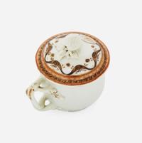 A rare Chinese Export porcelain "Washington Memorial" pot de creme circa 1800