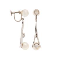 CULTURED PEARL AND DIAMOND EARCLIPS