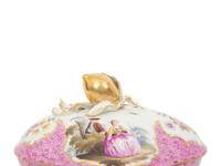A Meissen Porcelain Sauce Tureen with Undertray