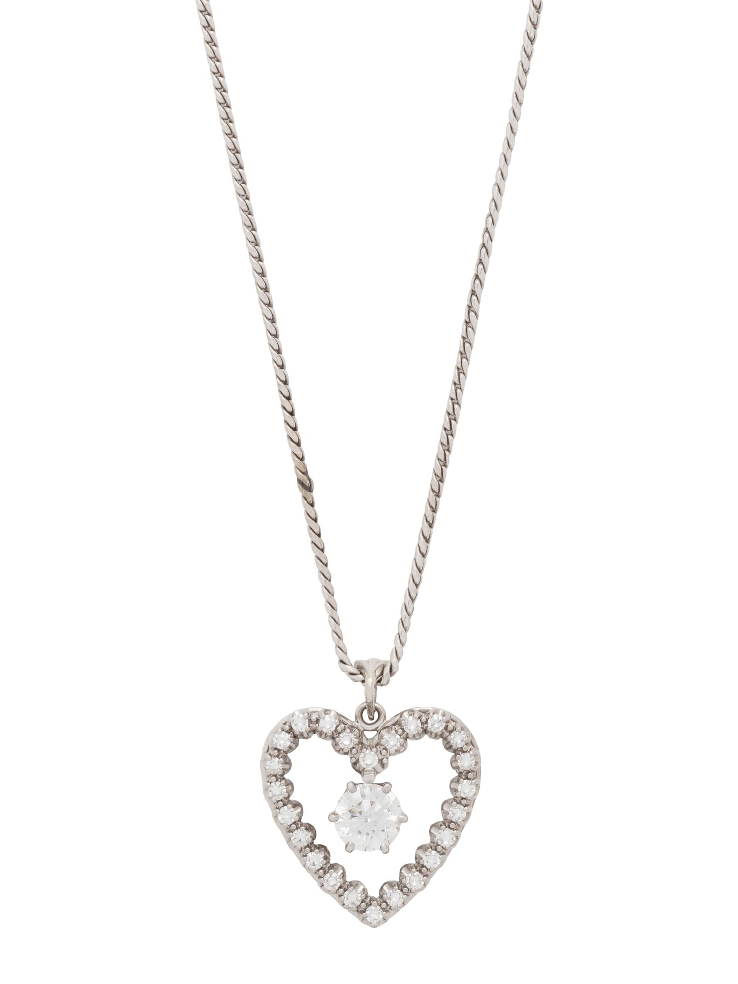 WHITE GOLD AND DIAMOND HEART PENDANT/NECKLACE