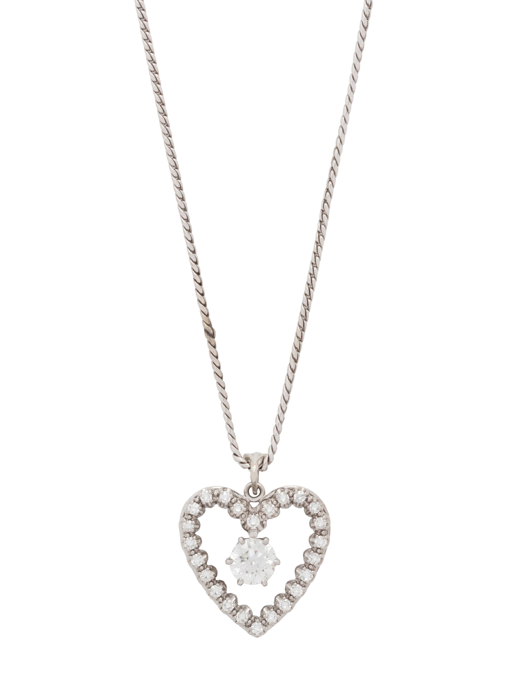 WHITE GOLD AND DIAMOND HEART PENDANT/NECKLACE