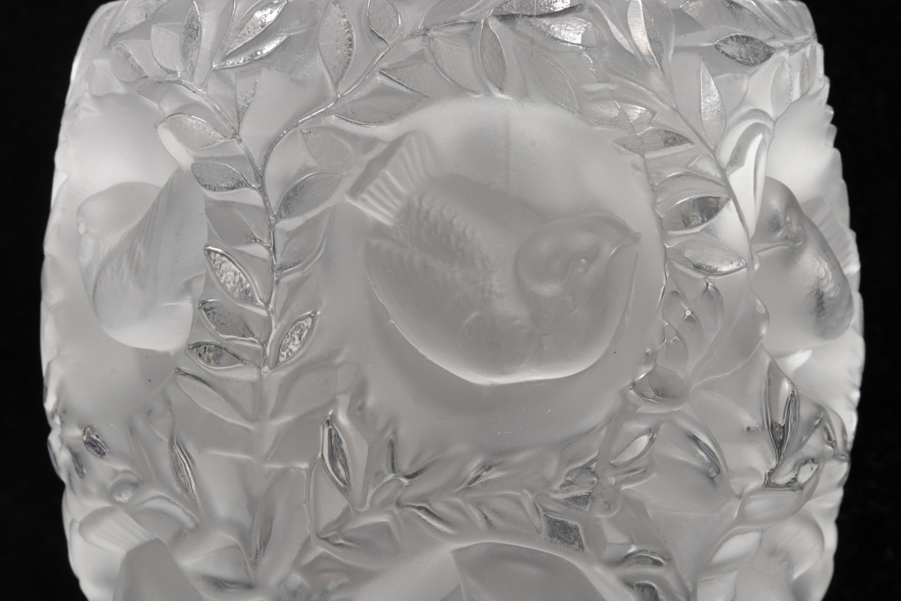 A Lalique Bagatelle Vase