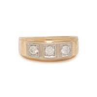 YELLOW GOLD AND DIAMOND RING