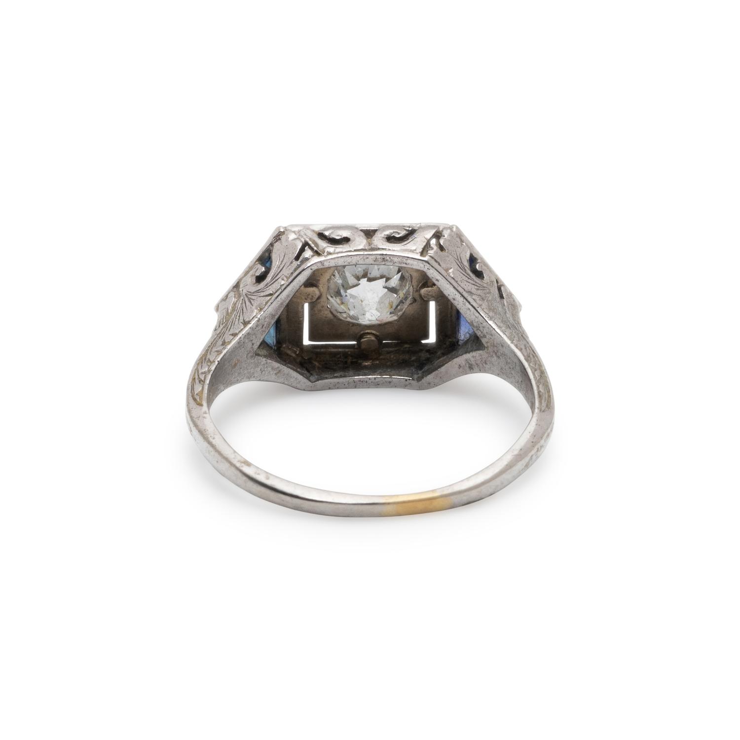 DIAMOND AND SYNTHETIC SAPPHIRE RING