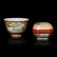 Two Chinese Faux-Bois and Famille Rose Porcelain Wares, Late 19th-Early 20th Century — 晚清-民國 粉彩仿木紋開光山水圖八方小蓋盒及茶杯