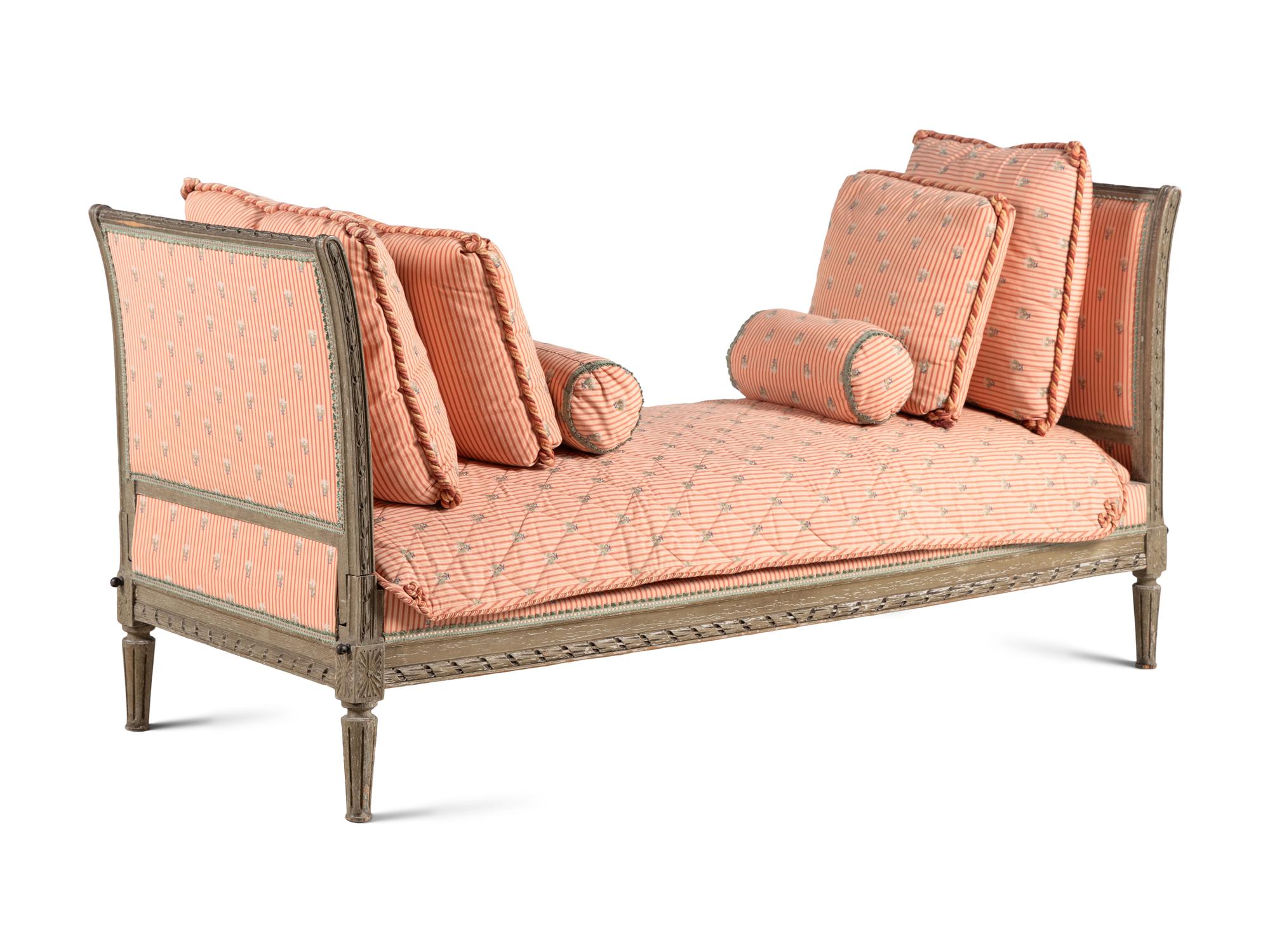 A Louis XVI Gray Painted Daybed