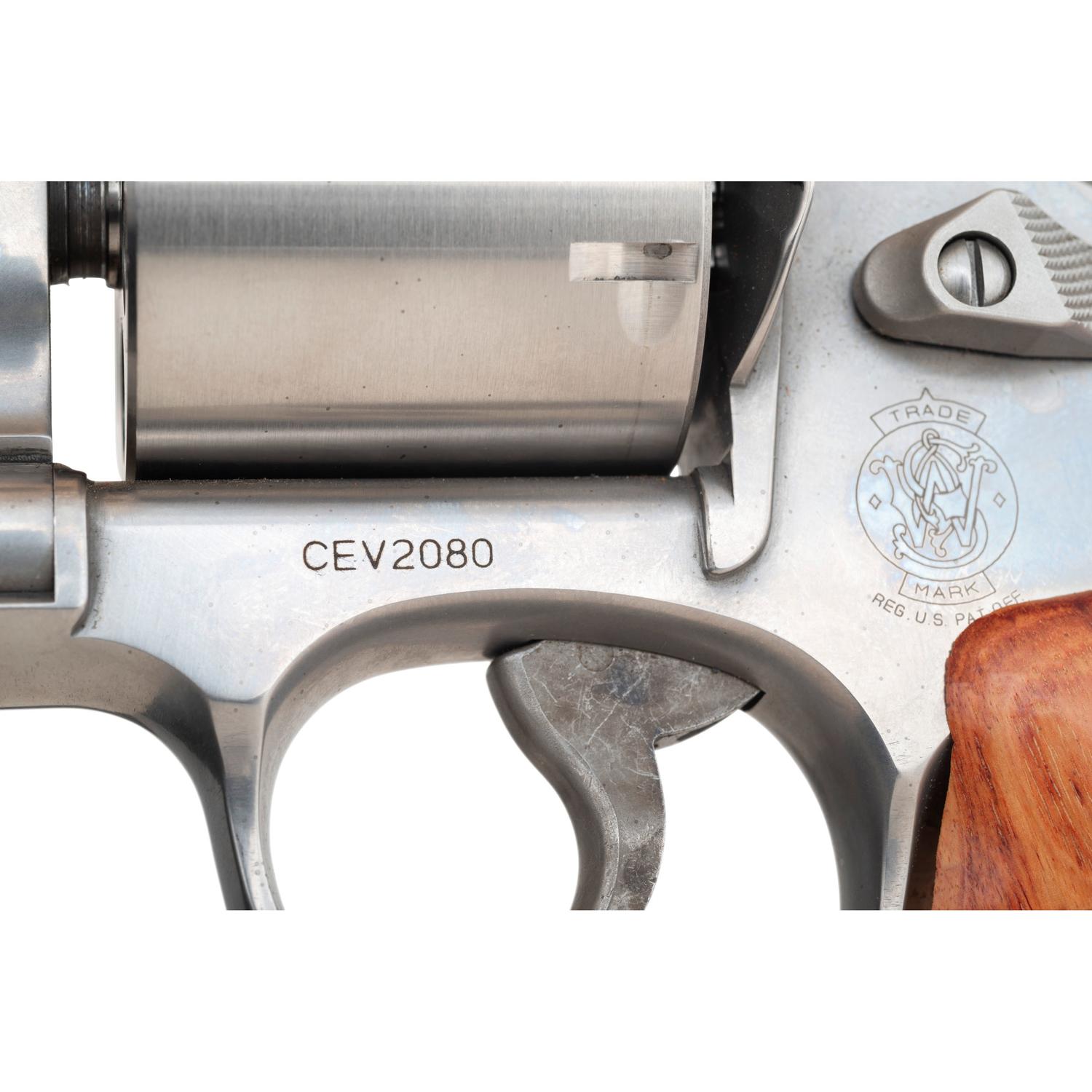 *Smith & Wesson Model 610-2 in Factory Box