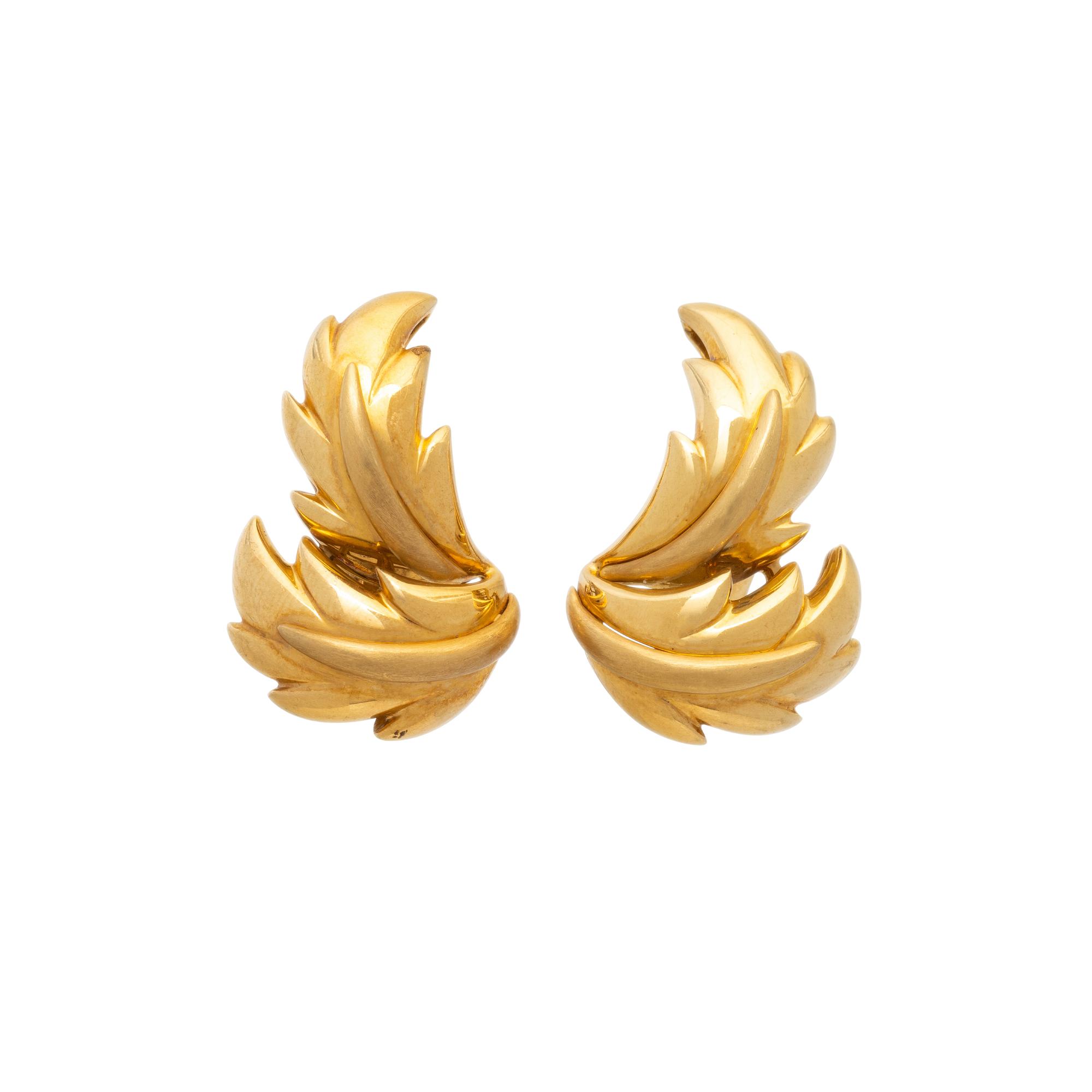 YELLOW GOLD LEAF EARRINGS