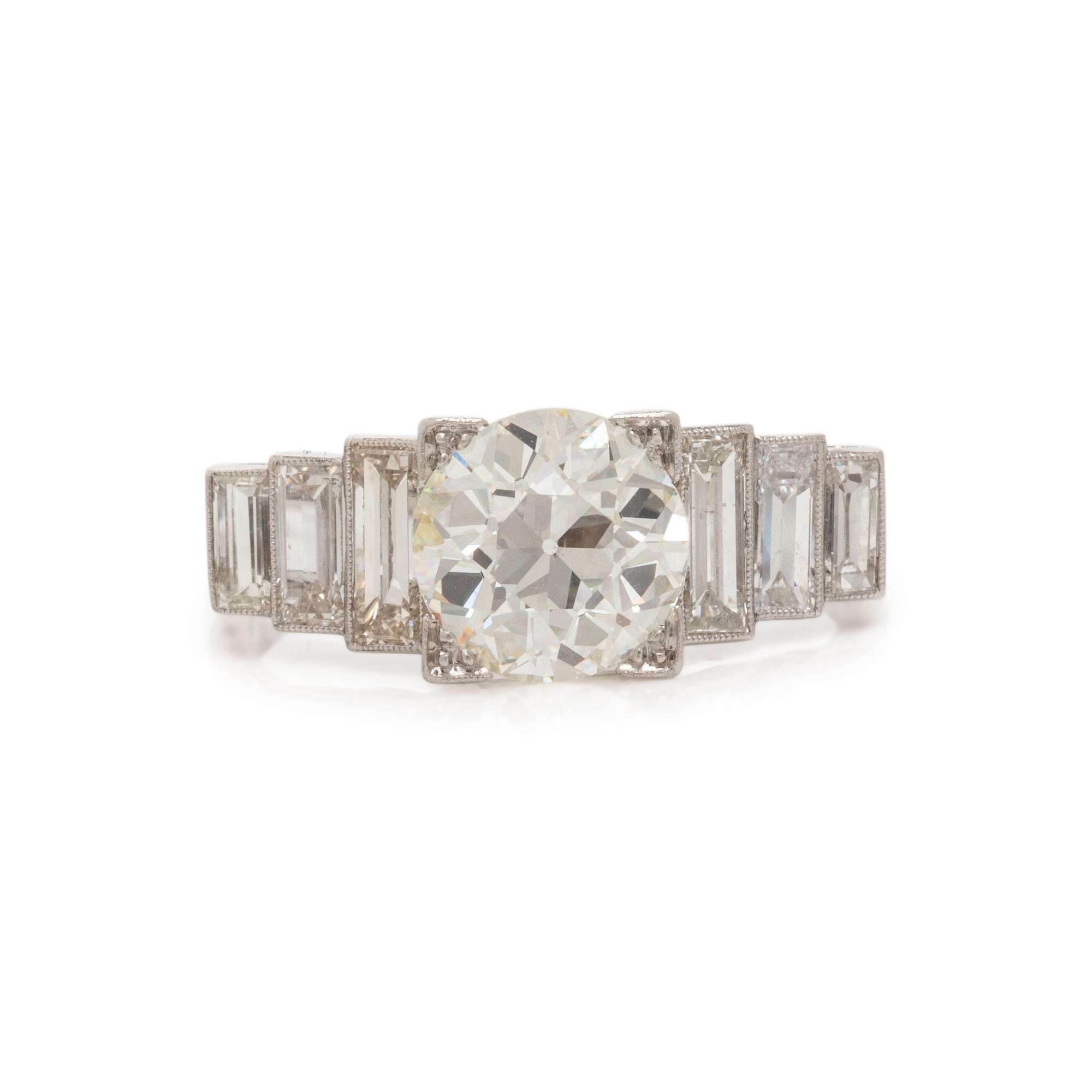 ANTIQUE, PLATINUM AND DIAMOND RING