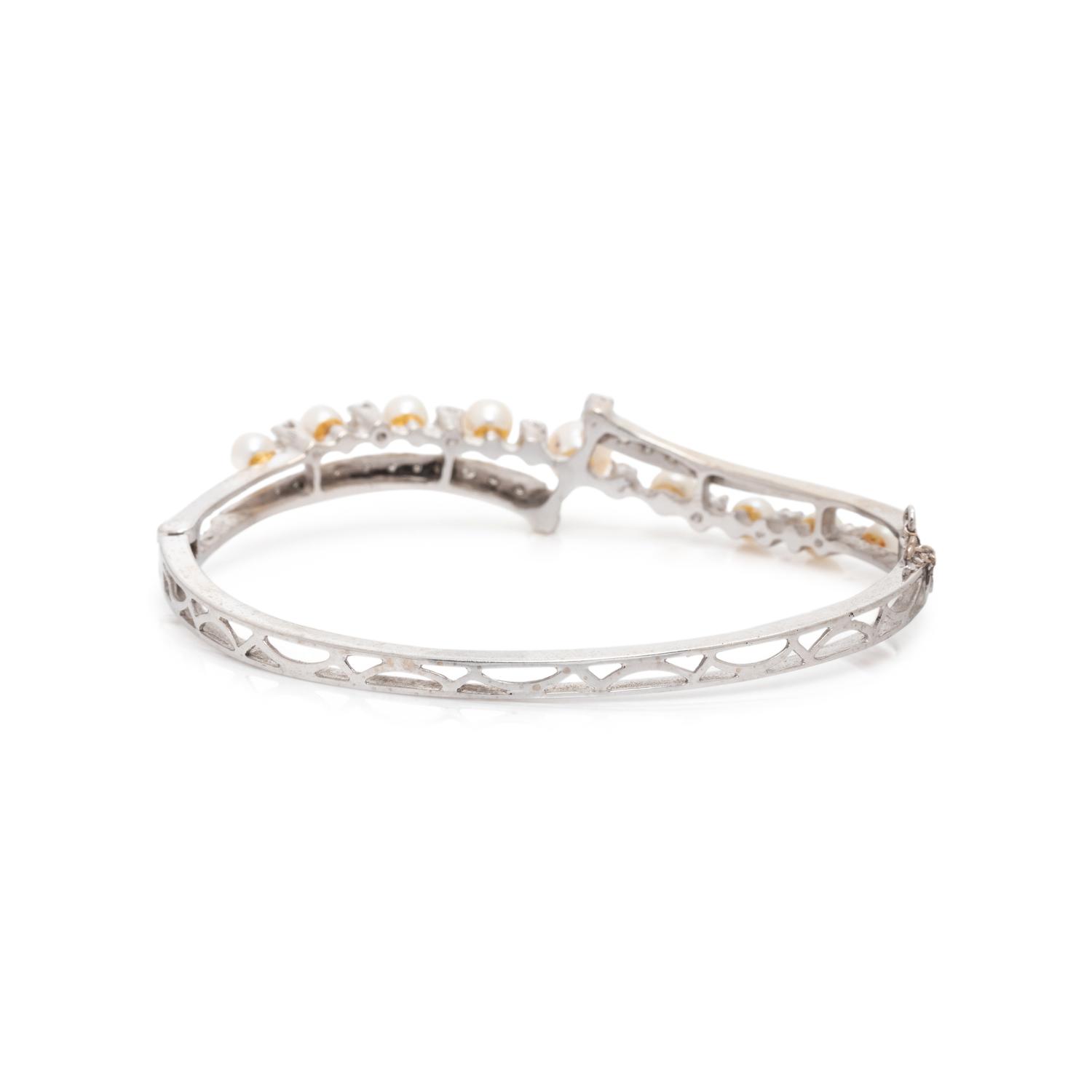 CULTURED PEARL AND DIAMOND BANGLE BRACELET