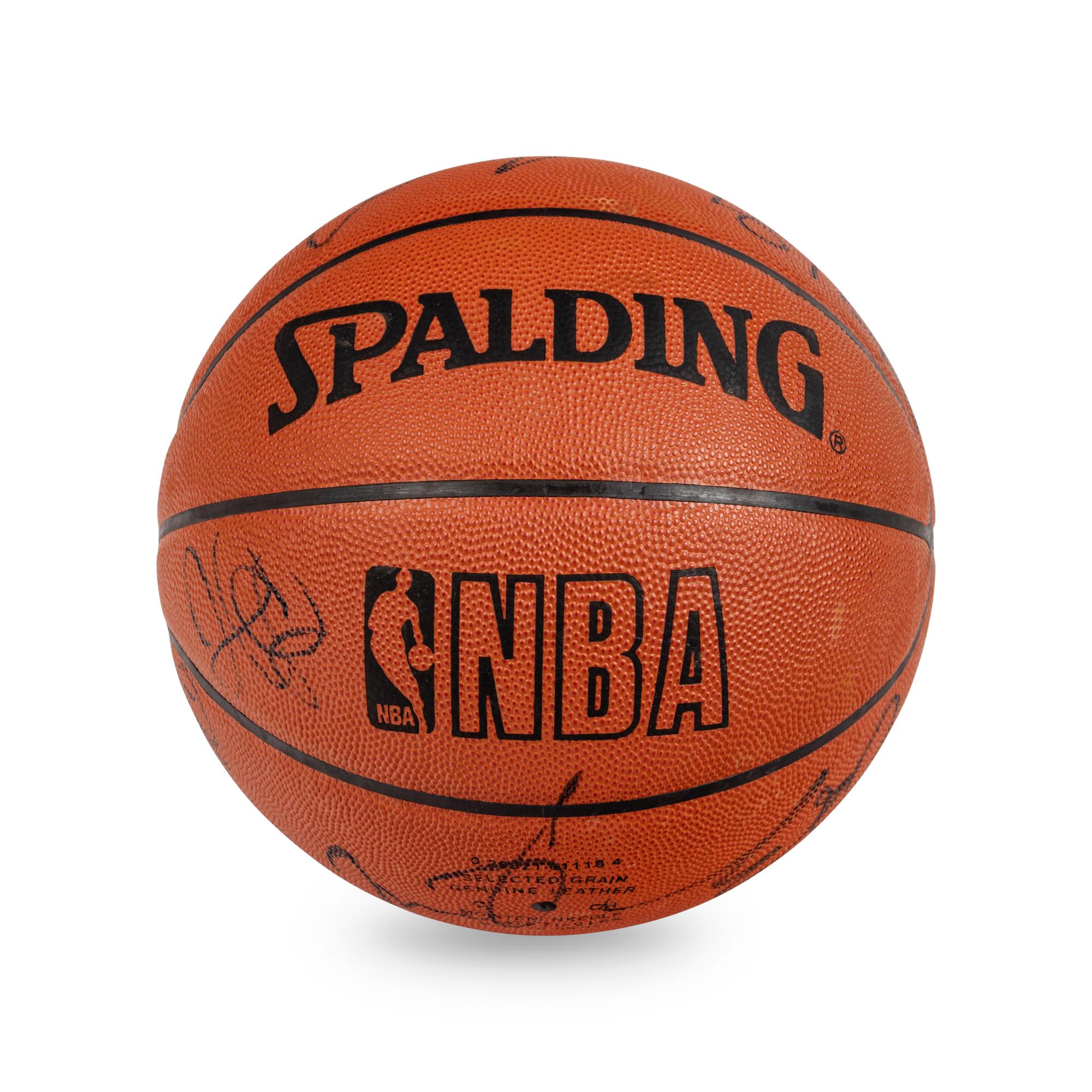 A 2003-04 Chicago Bulls Team Signed Autograph Basketball (Scottie Pippen's Last Season)