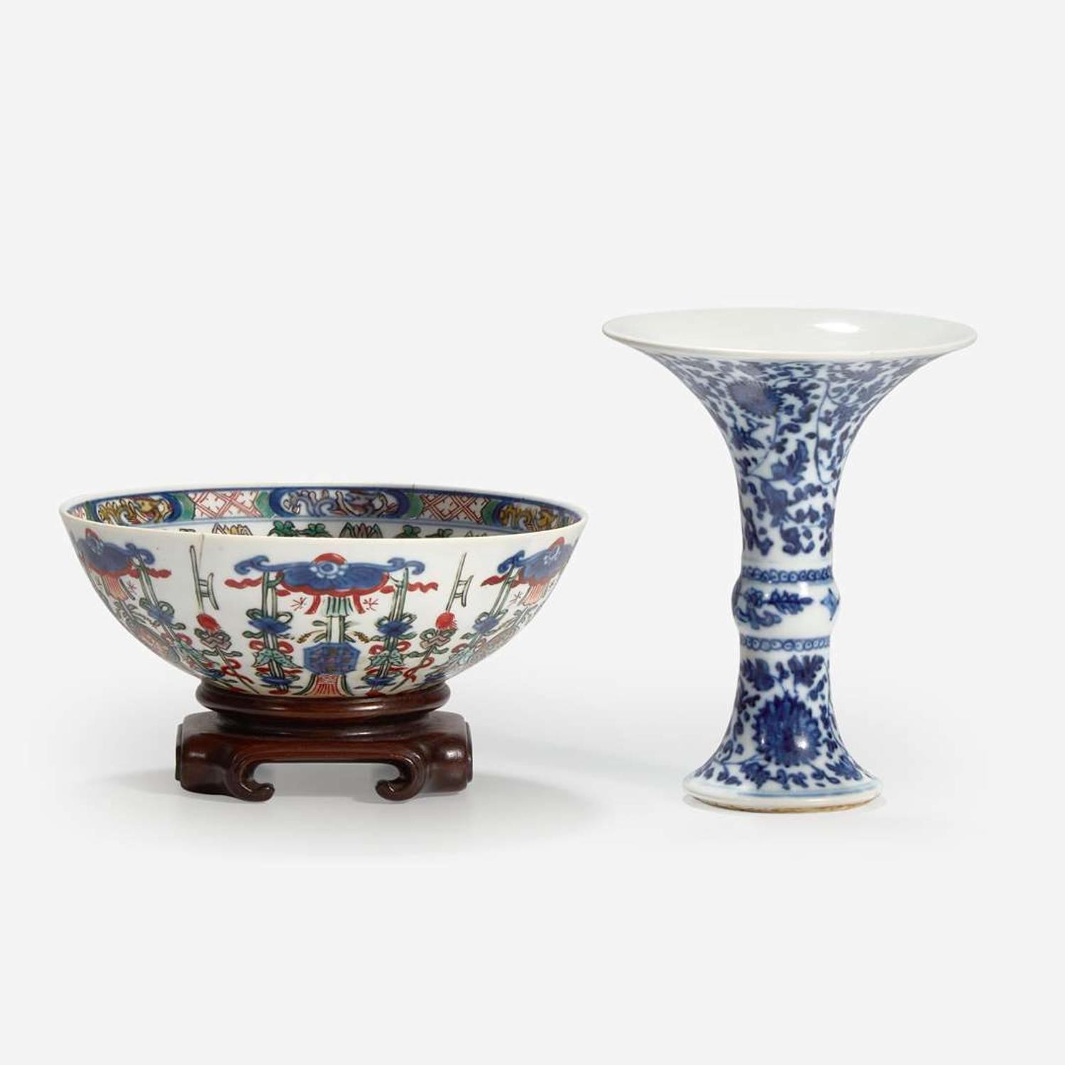A Chinese wucai-decorated bowl, "mantou xin", and a Chinese blue and white porcelain Gu-form vase The bowl Kangxi period, the vase later