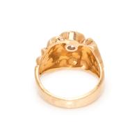 YELLOW GOLD AND DIAMOND RING