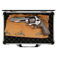 *Smith & Wesson Performance Center Model 625-7 in Box with Accessories