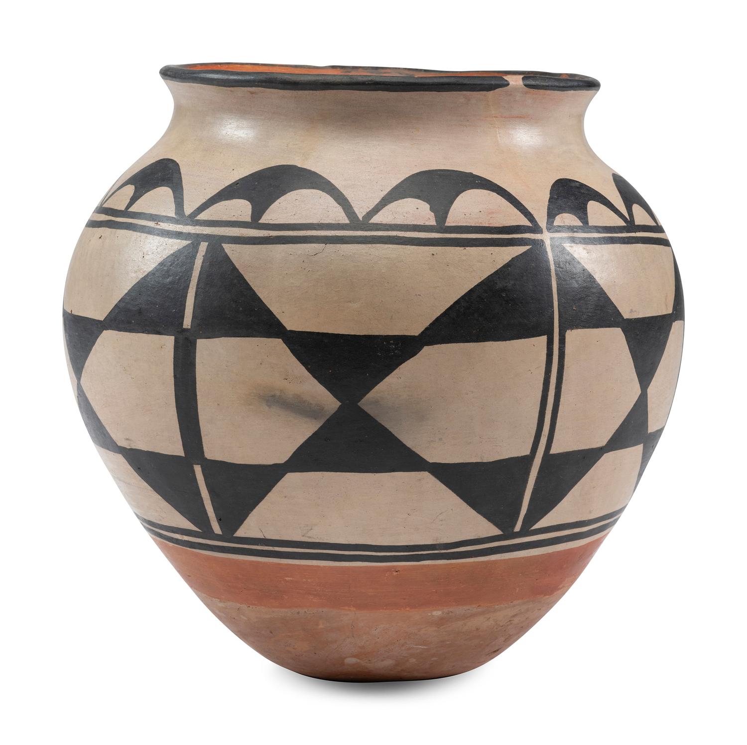 Kewa Pottery Jar