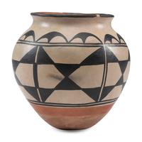 Kewa Pottery Jar