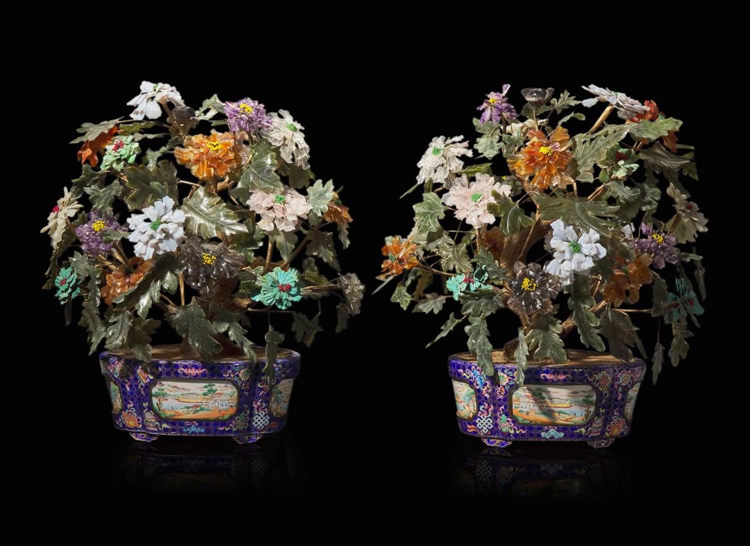 A pair of Chinese hardstone and enameled metal floral jardinières 寶石盆栽一對