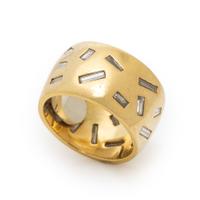 YELLOW GOLD AND DIAMOND BAND
