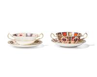 An Extensive Royal Crown Derby Porcelain Dinner Service