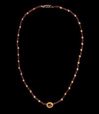 A Roman Gold and Garnet Bead Necklace