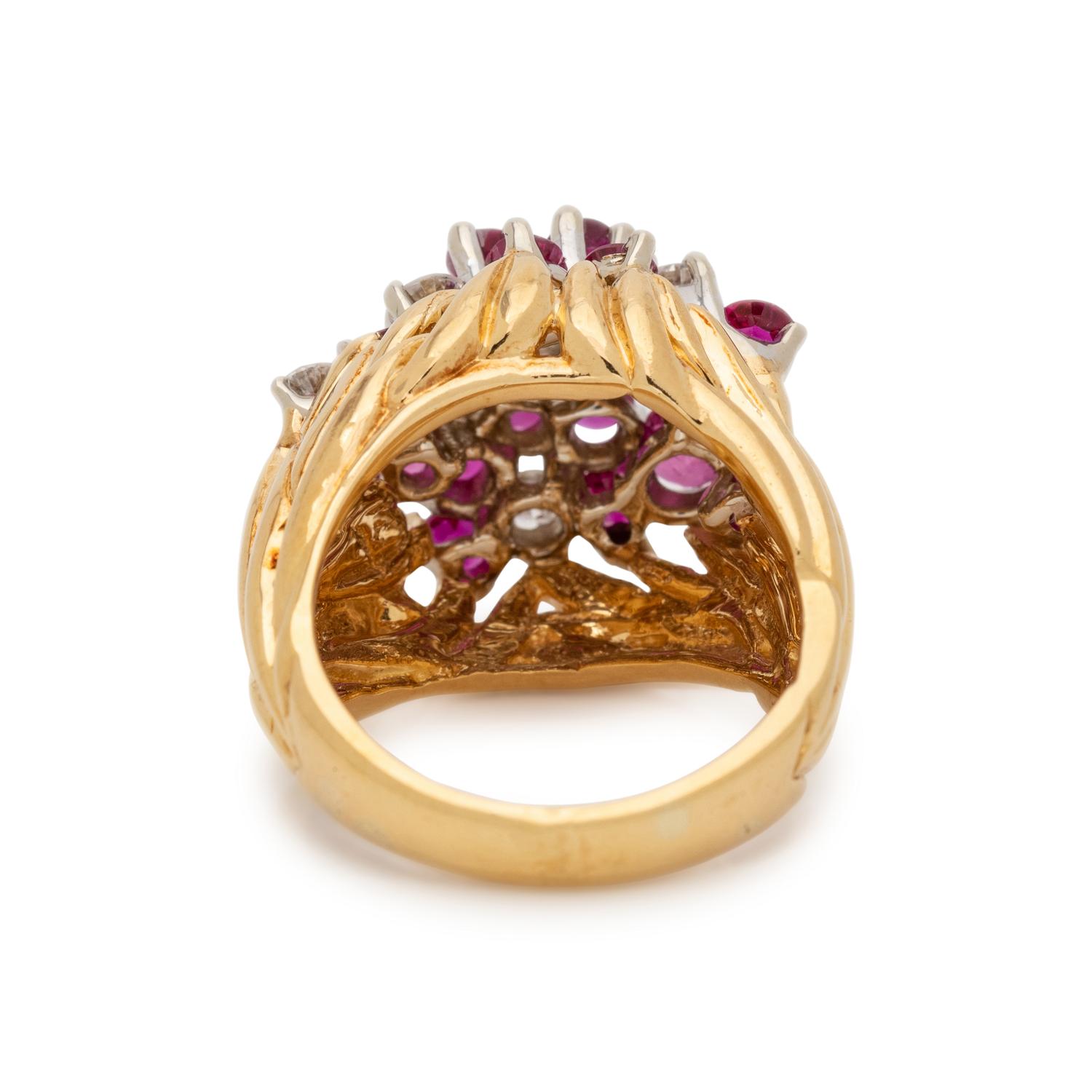 YELLOW GOLD, RUBY AND DIAMOND RING