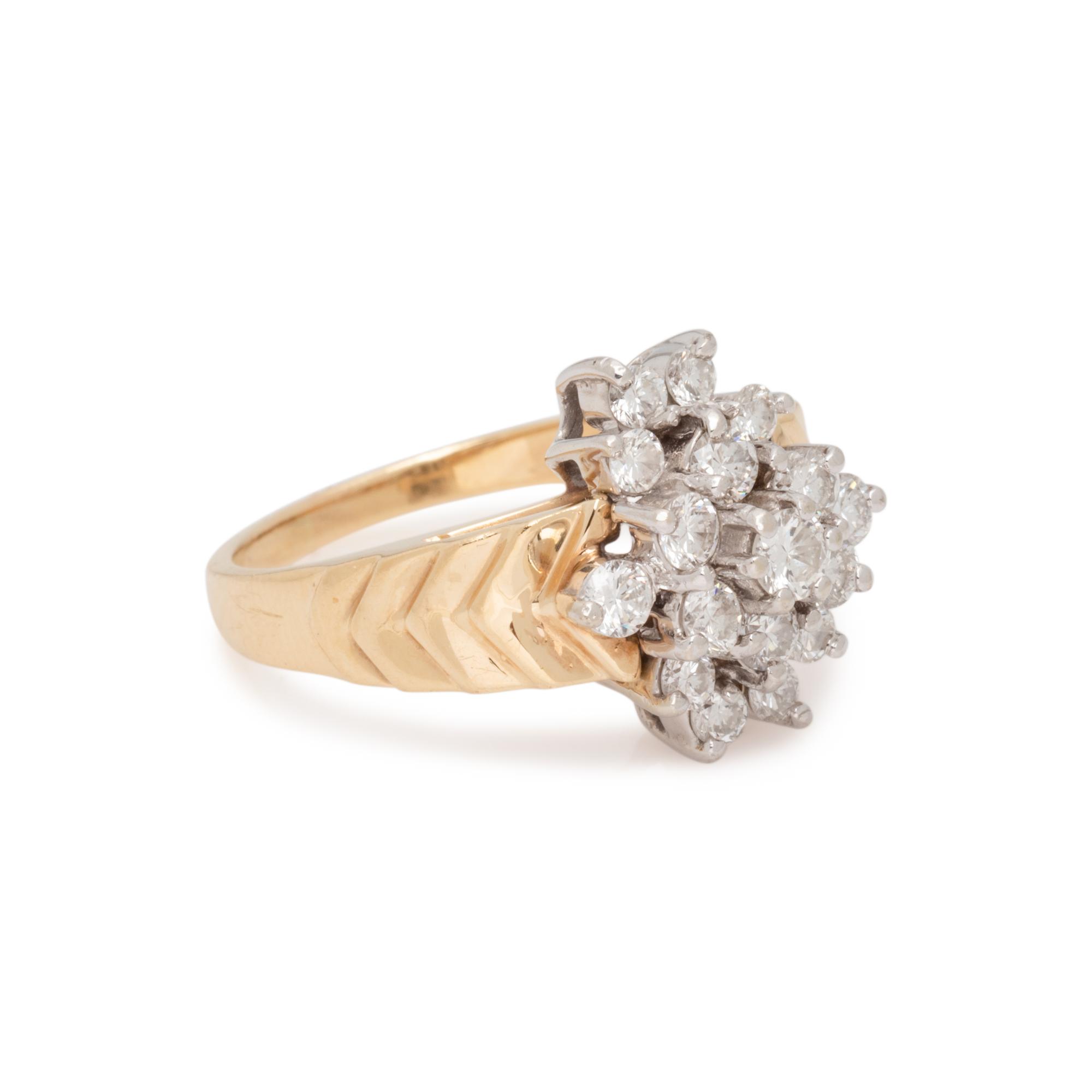 YELLOW GOLD AND DIAMOND RING