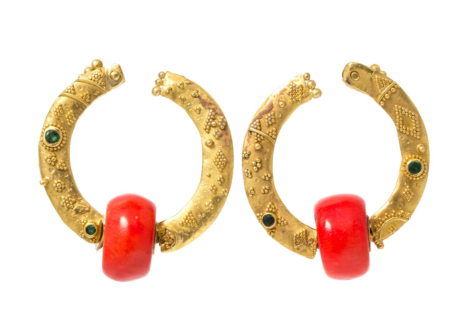 A 22 Karat Yellow Gold, 18 Karat Yellow Gold, Coral and Emerald Demi Parure, Luna Felix, 43.00 dwts.
