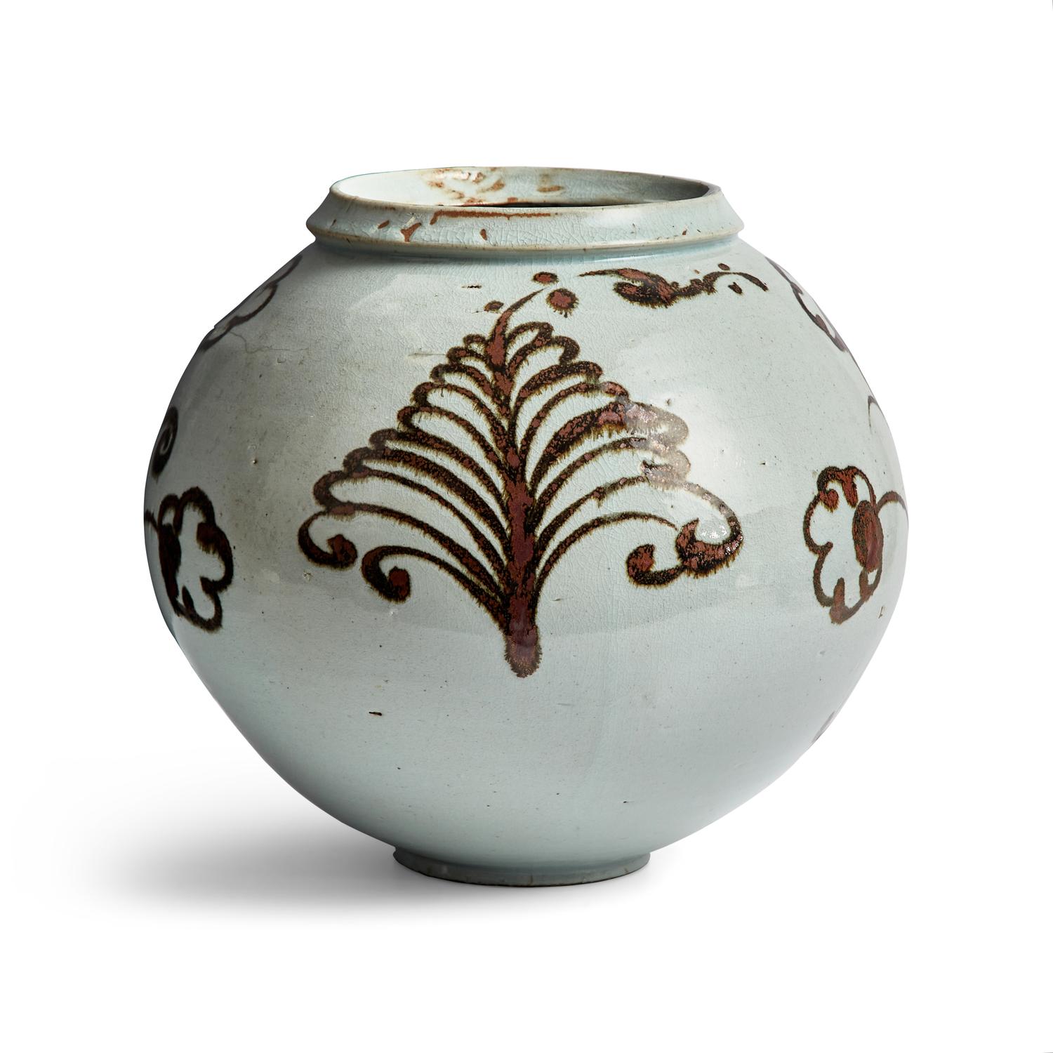 A Large Korean Iron Brown Underglaze White Porcelain Jar, Joseon Dynasty, 17th Century