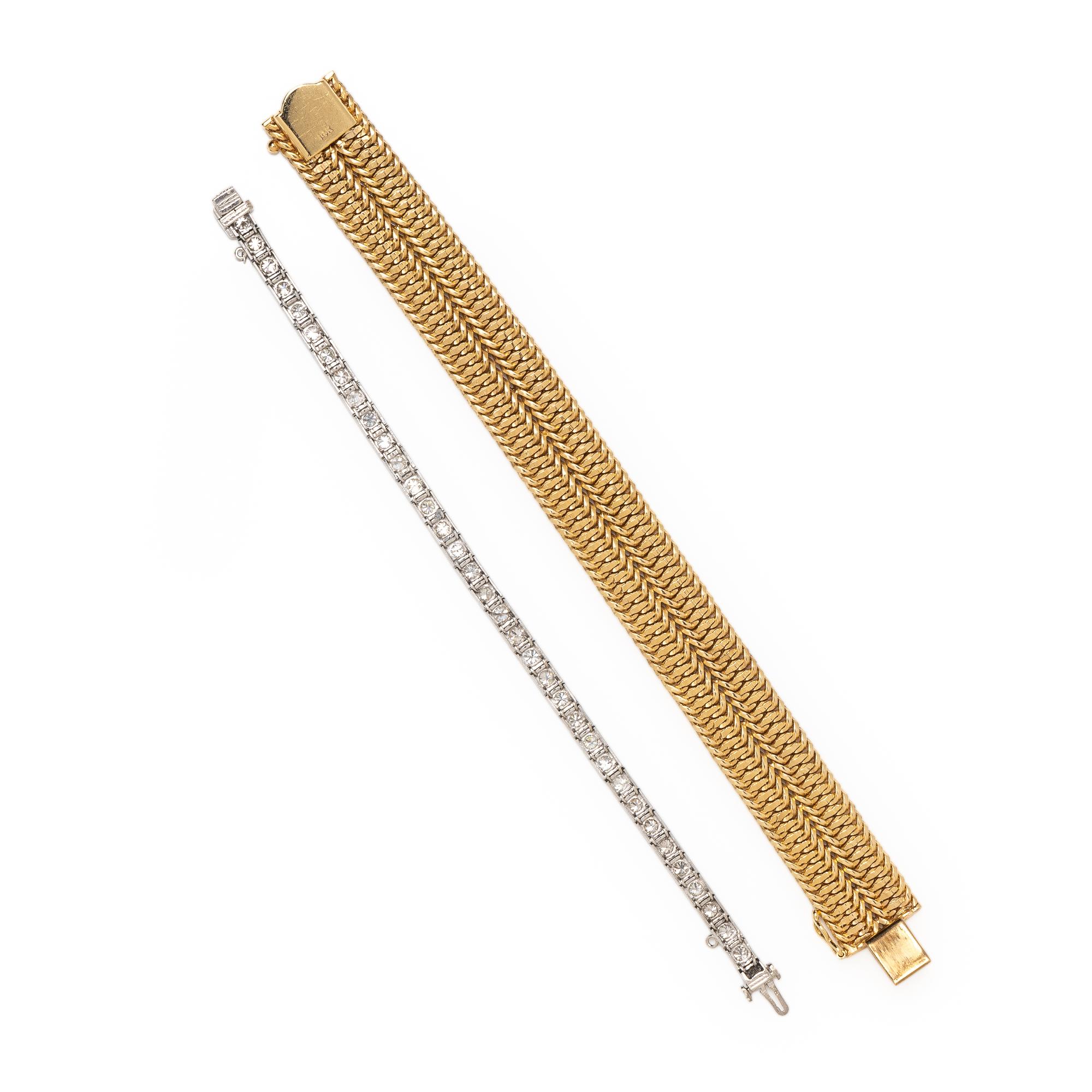 PLATINUM AND DIAMOND LINE BRACELET WITH A YELLOW GOLD JACKET