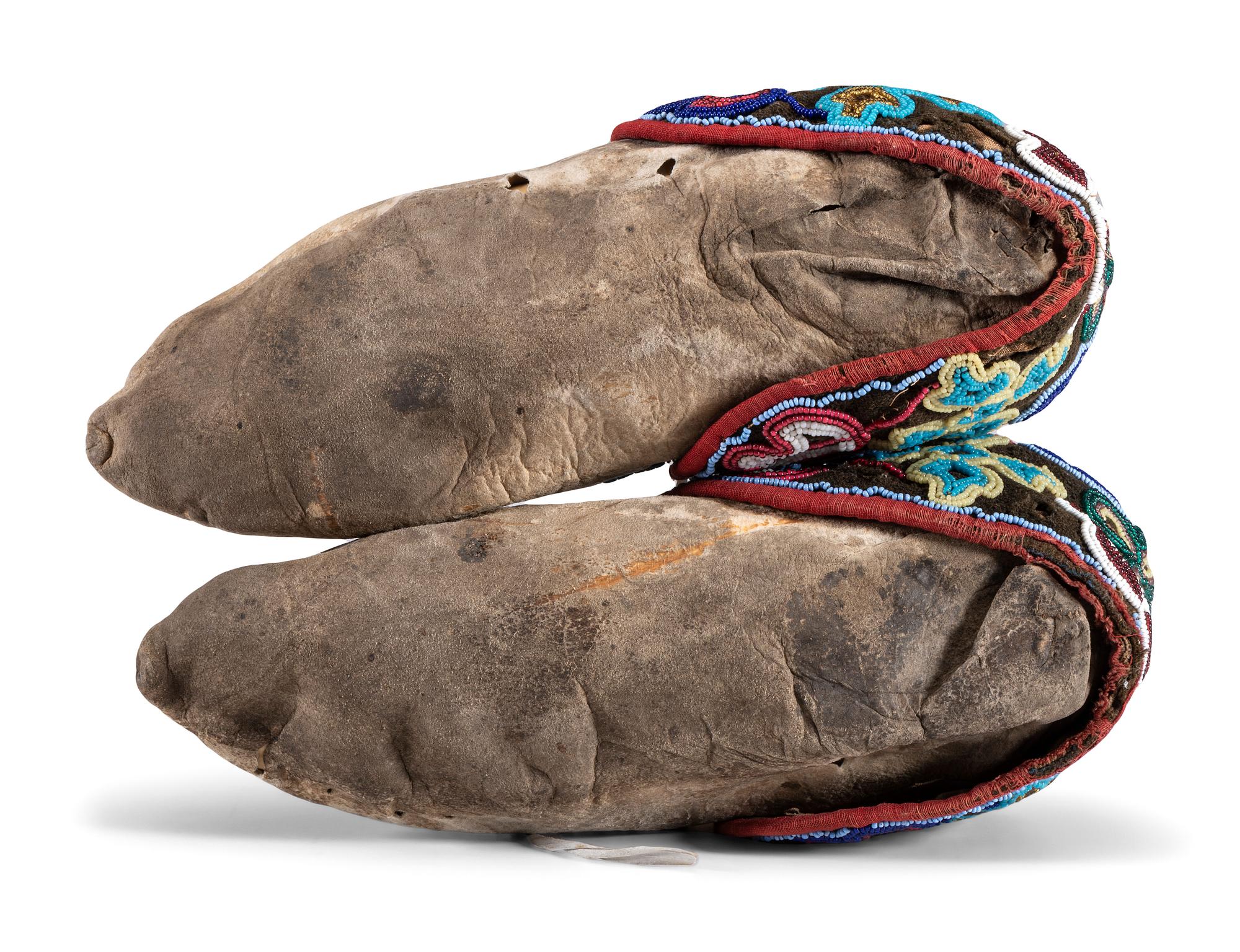 Anishinaabe Beaded Hide Moccasins