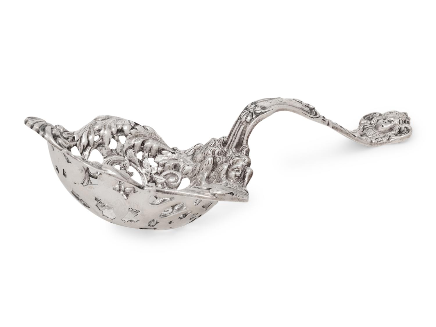 An American Silver Bonbon Server